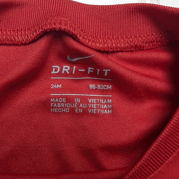 Nike Kids Red and Black Matching Set - Picture 6 of 7